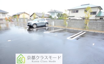 敷地内ガレージ