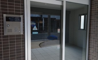 マンション玄関