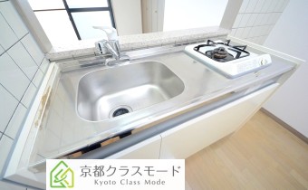 キッチンスペース・別アングル