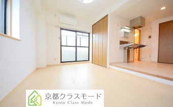 お洒落な室内空間♪お隣のない「独立部屋」です！