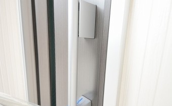 安心のダブルロックドア
