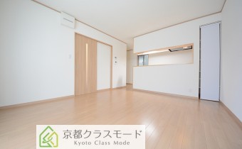 広々開放的な14.2帖のリビング！家具のレイアウトが楽しくなりますよ♪