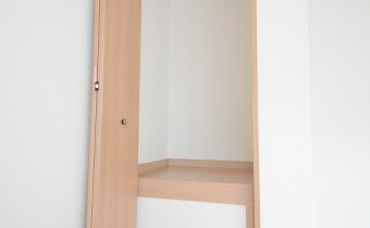 使い勝手の良いクローゼットです