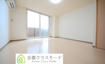 「床下収納」約10帖のお部屋♪