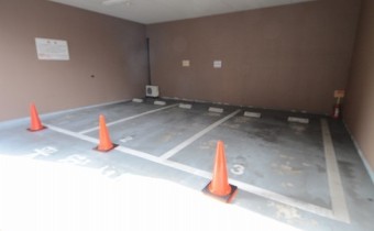 平面駐車場