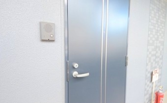 玄関ドア
