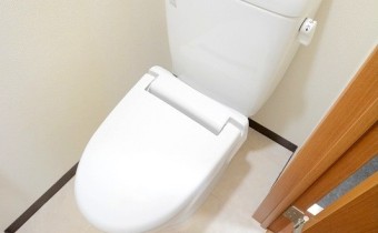 トイレ　ウォームレット付