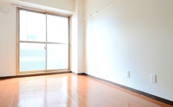 Room5