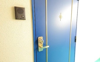 玄関ドア
