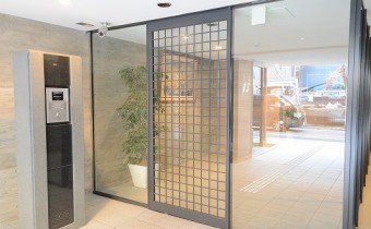 マンション　エントランス
