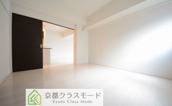 洋室8.1帖