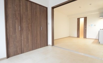 Room4