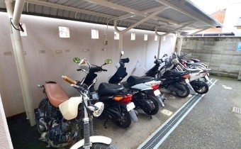 バイク置場