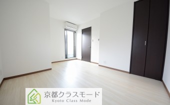 白ベースの綺麗で明るい室内空間♪