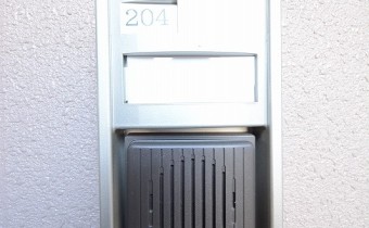 インターホン