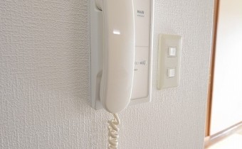 インターホン