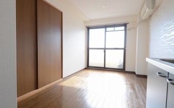 LDK8帖　陽当たりの良いお部屋です♪