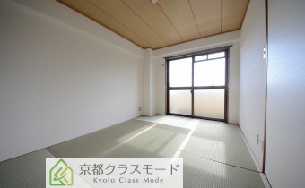 和室6帖　陽当たりの良い落ち着きの空間