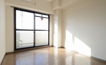 洋室6帖　寝室、仕事部屋、子供部屋に！