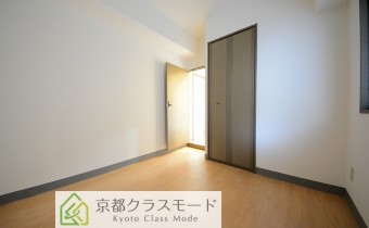 洋室5.3帖・別アングル