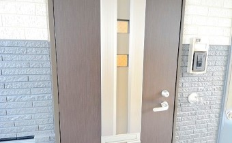 玄関ドア