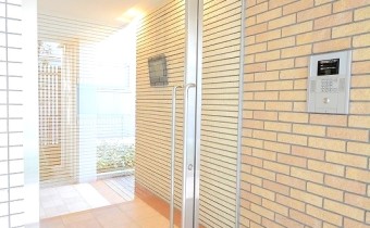 マンション玄関