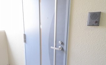 玄関ドア