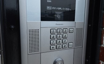 オートロック完備