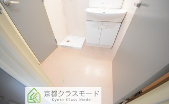 脱衣洗面室