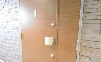 玄関ドア