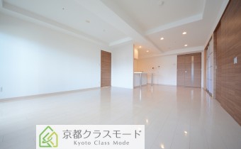リビングは広々22.3帖！ワンランク上の生活をお求めの方に♪