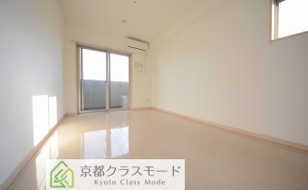 Room8