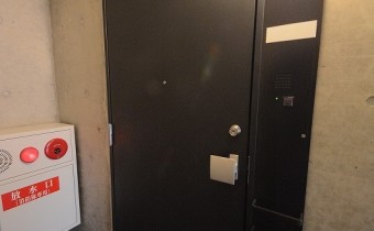 玄関ドア