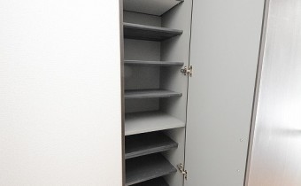 シューズボックス