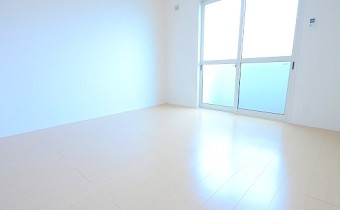 洋8帖　陽当たりが良くて広々とした印象のお部屋♪