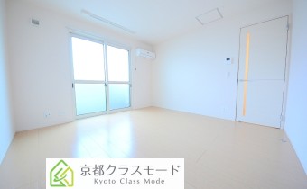 洋室8帖・別アングル