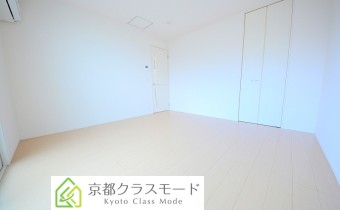 洋室8帖・別アングル