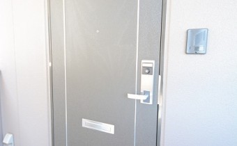 玄関ドア