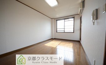 Room 8.5
