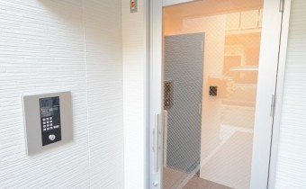 マンション玄関