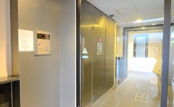 マンション玄関