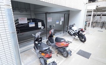 バイク置場