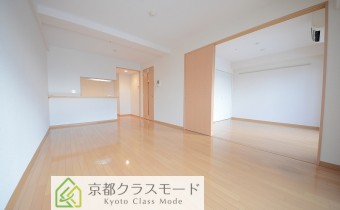 人気のカウンターキッチンタイプ！リビングは14.6帖有り♪