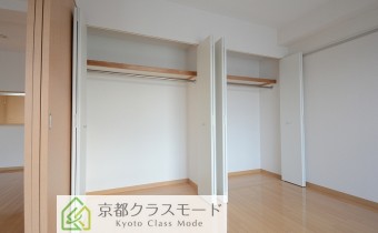 洋室6帖　クローゼット