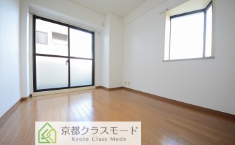 洋室5帖　子供部屋などに最適♪