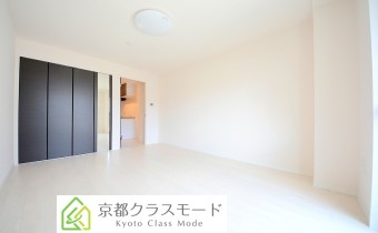 白を基調した清潔感のある洋室9.1帖♪