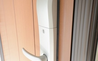 カードキーロック
