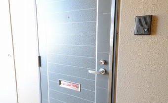 玄関ドア