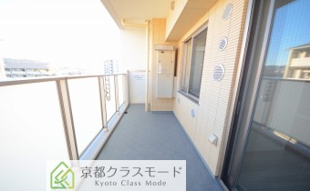 ワイドなバルコニー
