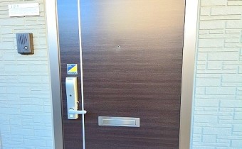 玄関ドア